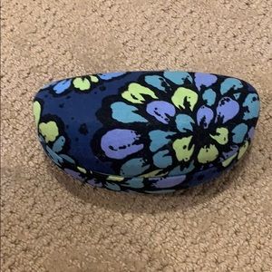 VERA BRADLEY sunglass case hard shell